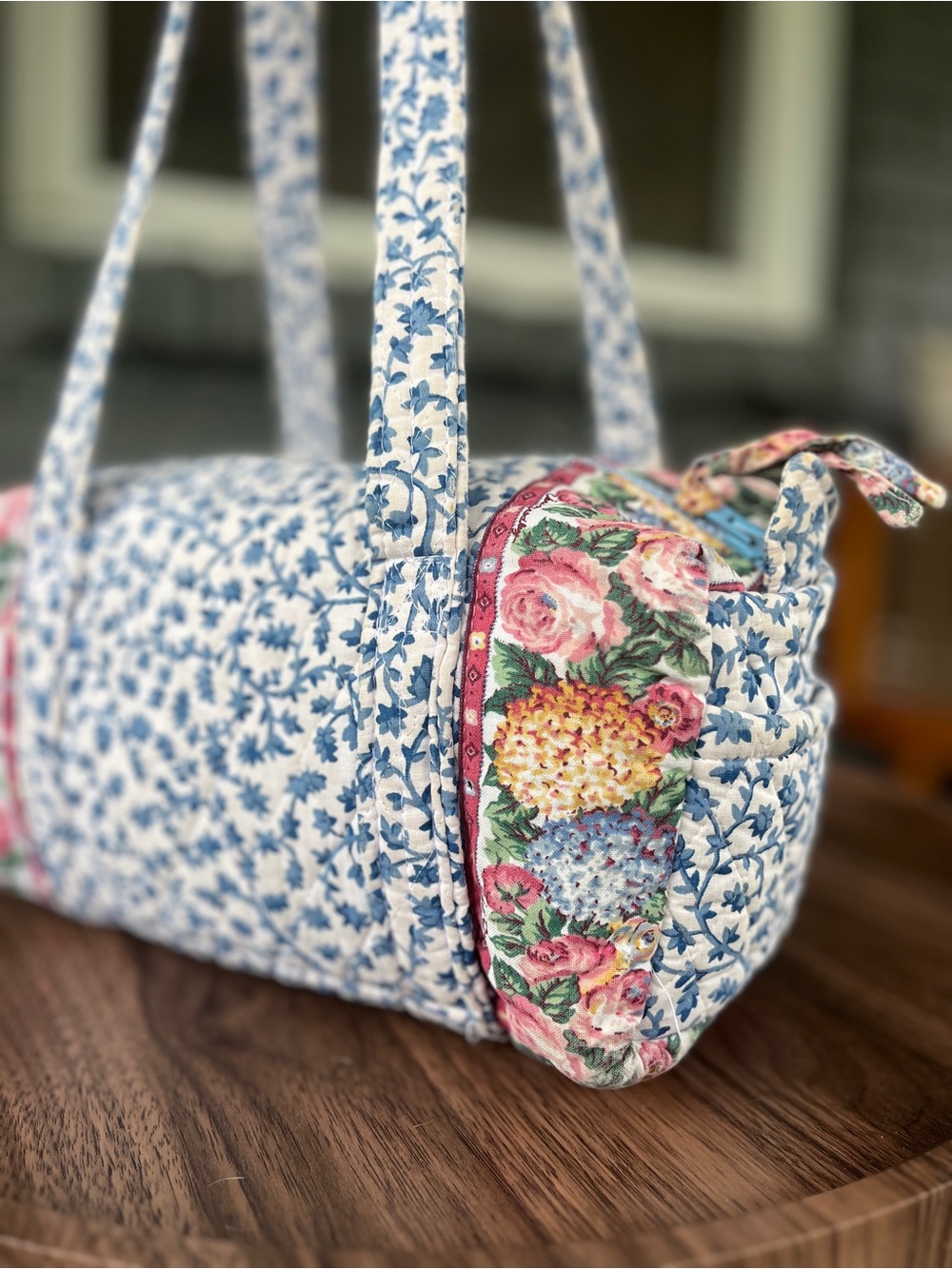 Vera Bradley Delft 100 handbag - Picture 3 of 13